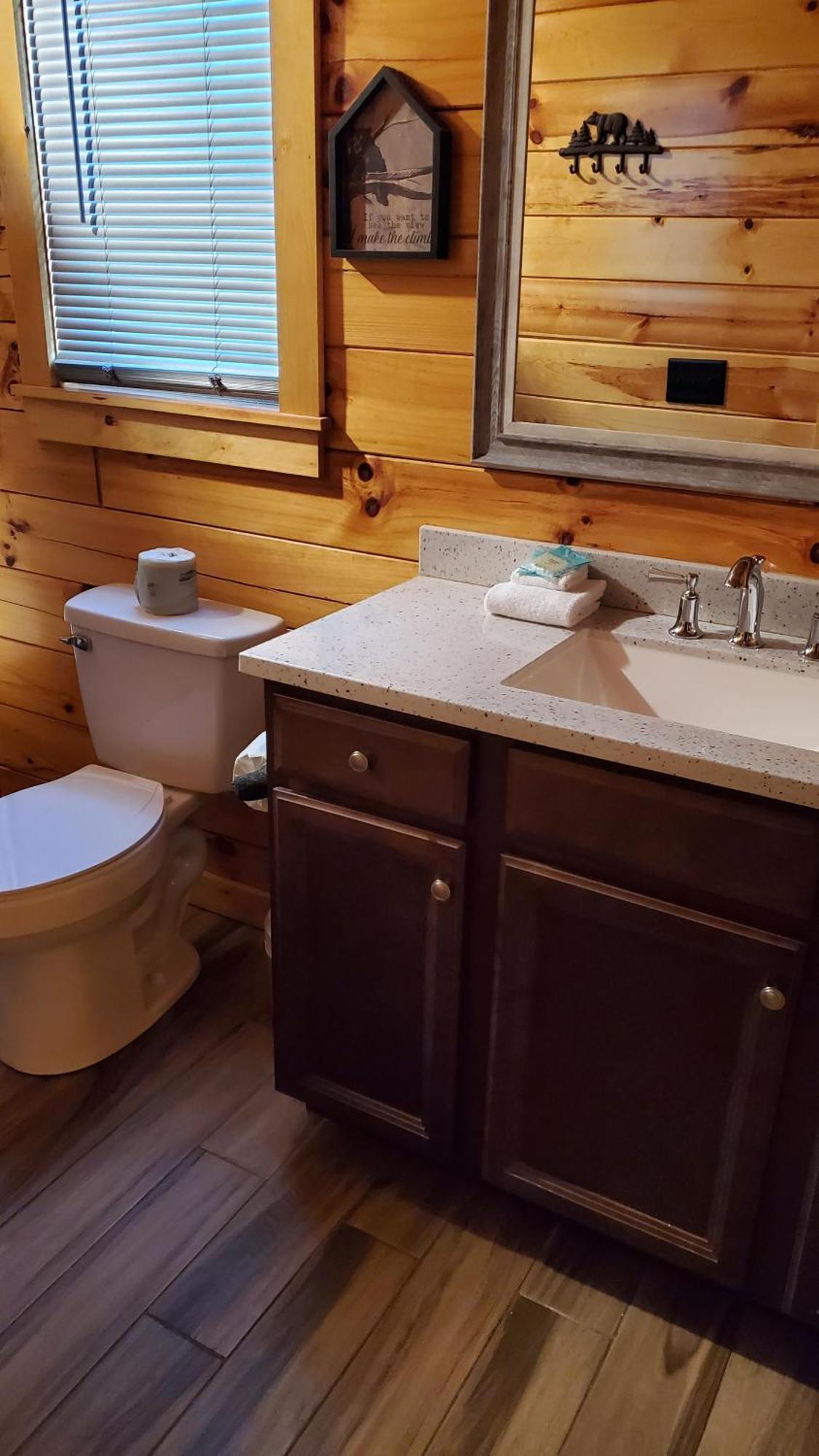 210 Cubs In The Treetops - Luxurious Cabin In Gatlinburg Exterior photo